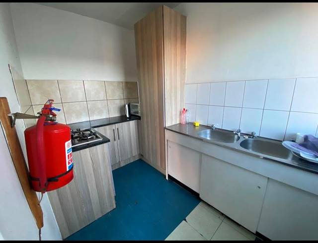 14 BEDROOM HOUSE FOR SALE IN BRIXTON